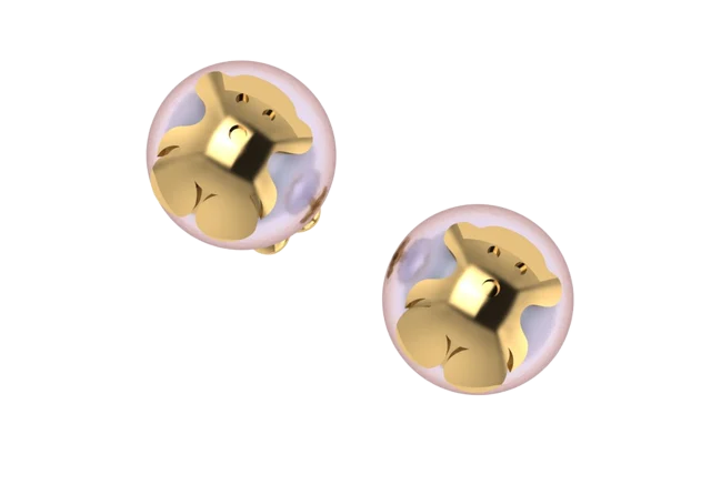 Жемчуг с цветочной накладкой