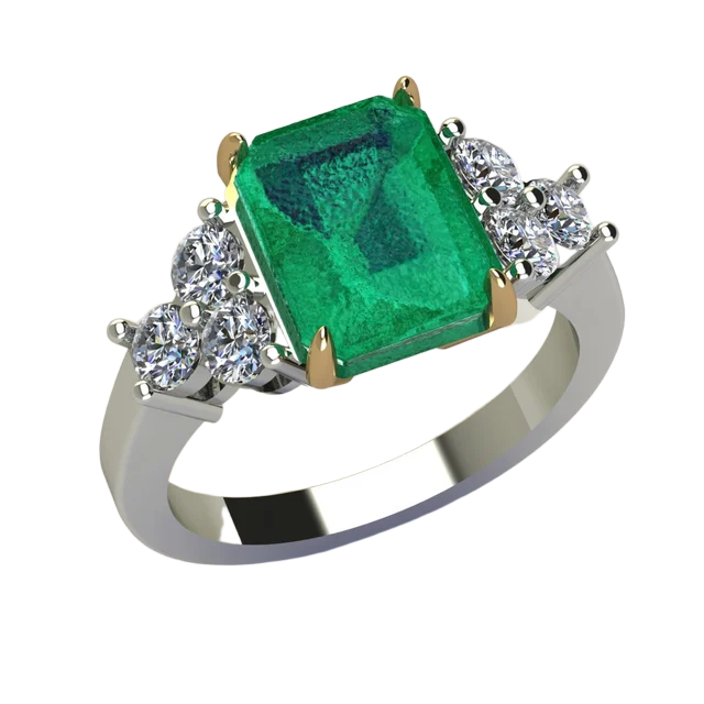 Кольцо с изумрудом и бриллиантами