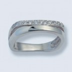 Кольцо с камнями 2010