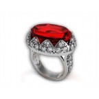 Кольцо с крупным камнем в обрамлении мелких камней Os 7068