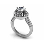 Кольцо с крупным камнем в обрамлении мелких камней Os 2601