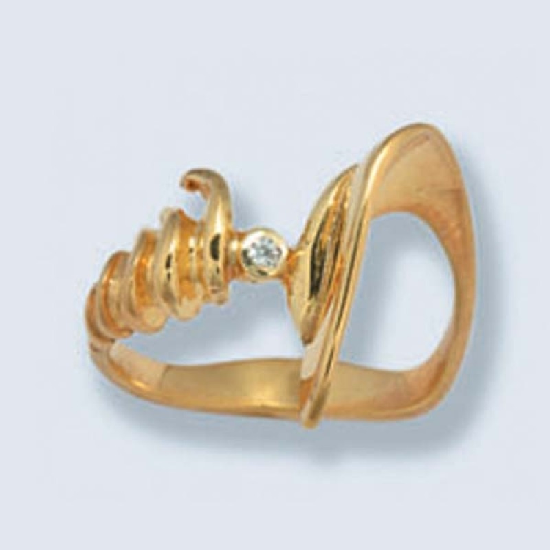 Кольцо с камнем 079