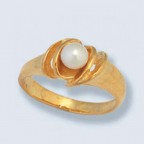 Кольцо с жемчугом 070