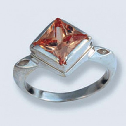 Перстень с камнем 447