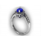 Кольцо с крупным камнем в обрамлении мелких камней Os 7029