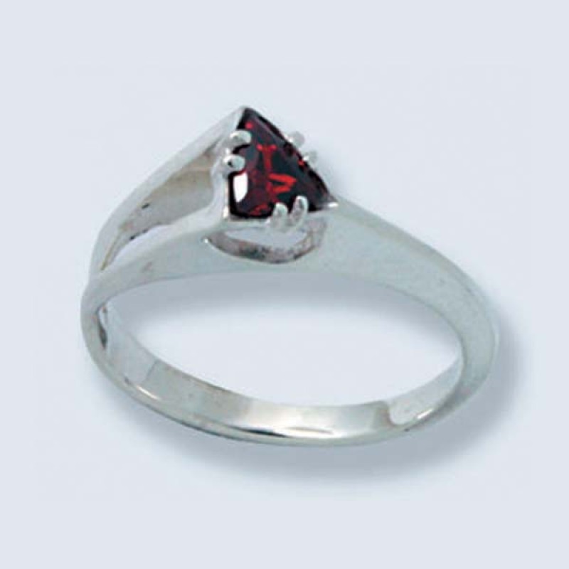 Кольцо с камнем 1785