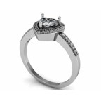 Кольцо с крупным камнем в обрамлении мелких камней Os 2606