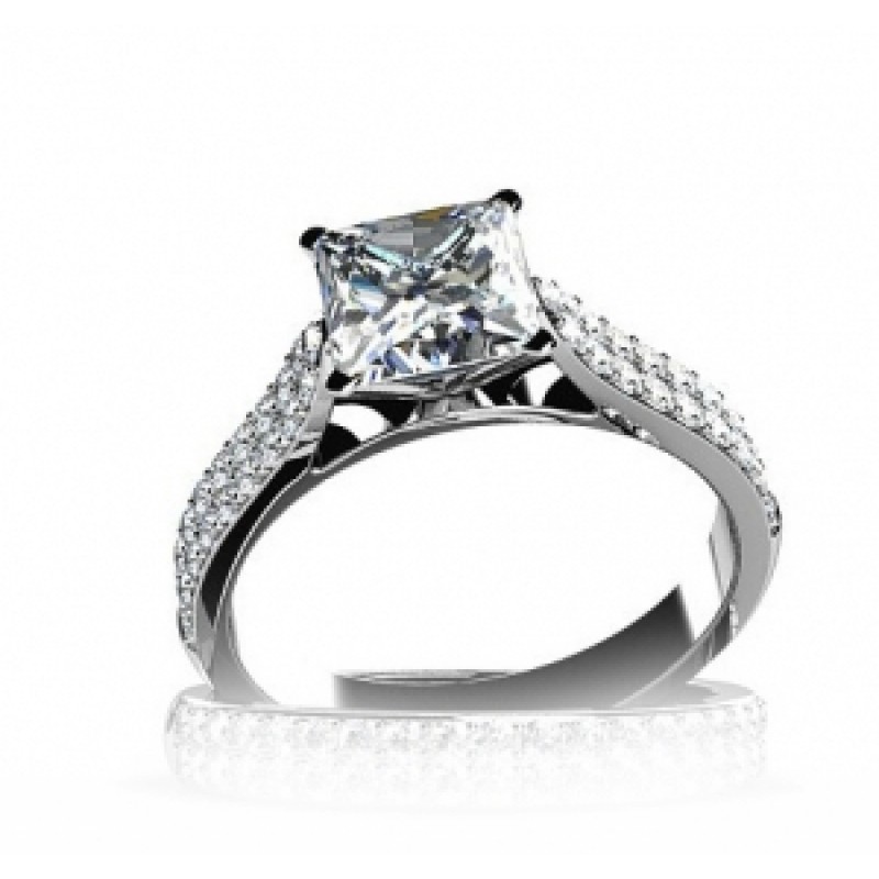 Кольцо с крупным камнем и дорожками камней Os 2724