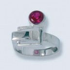 Кольцо с камнем 1383