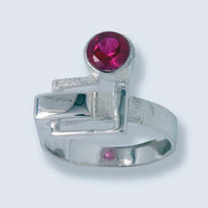 Кольцо с камнем 1383