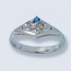 Кольцо с камнем 613