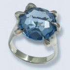 Перстень когти с камнем 1372