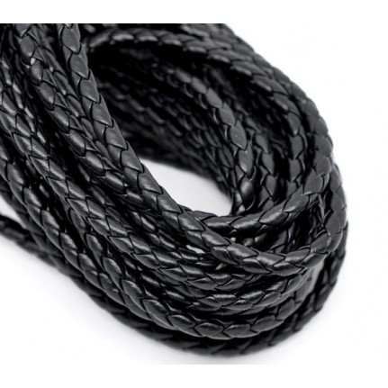 Шнурок кожаный 65 см. Ф 5,0 мм (плетеный черный)