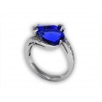 Кольцо с крупным камнем и дорожками камней Os 7027