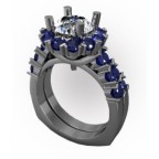 Кольцо с крупным камнем в обрамлении мелких камней Os 2643