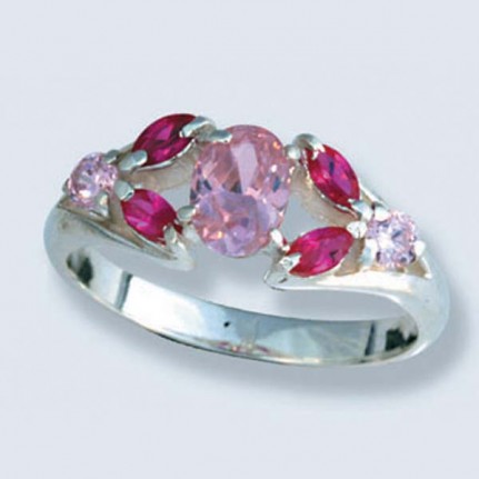 Кольцо с камнями 1690