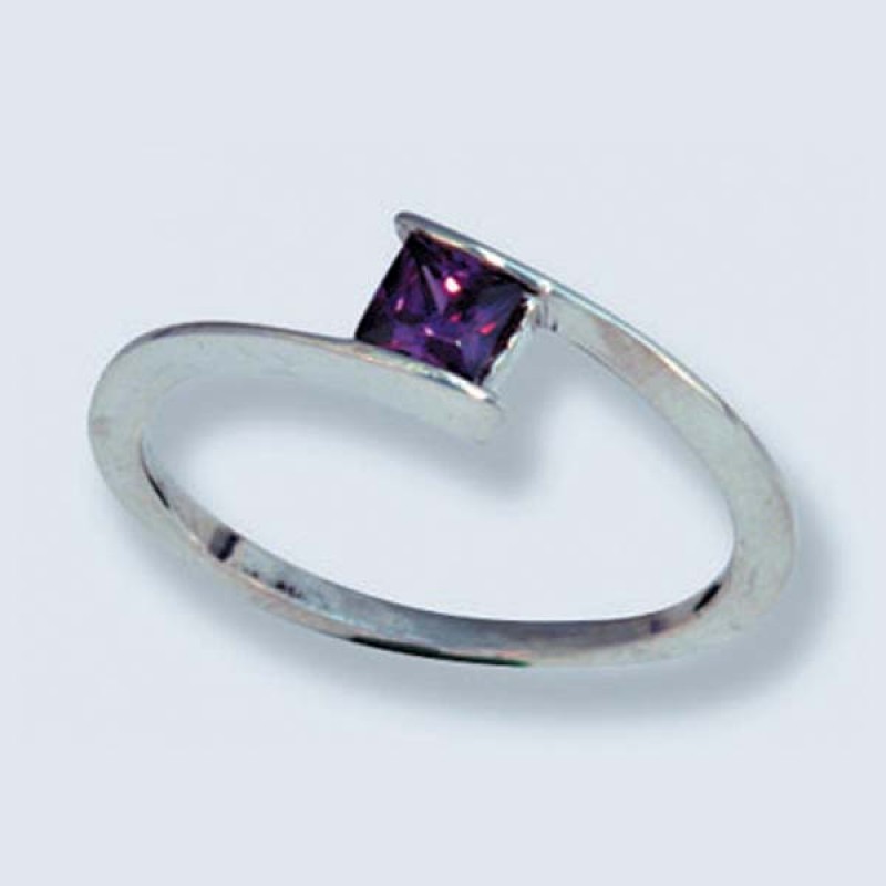 Кольцо с камнем 1715