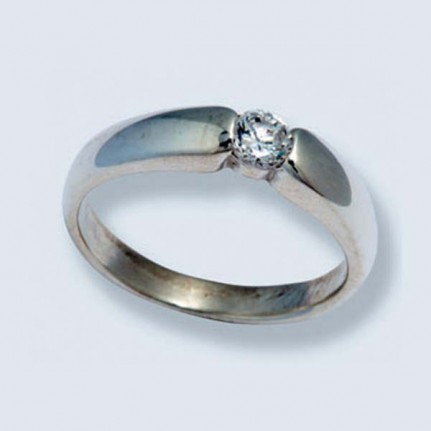 Кольцо с камнем 1996