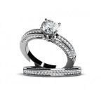 Кольцо двойное с крупным камнем и дорожками камней Os 2672